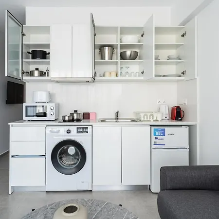 Apartament C Larnaca